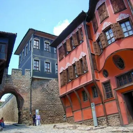 Downtown Konukevi *